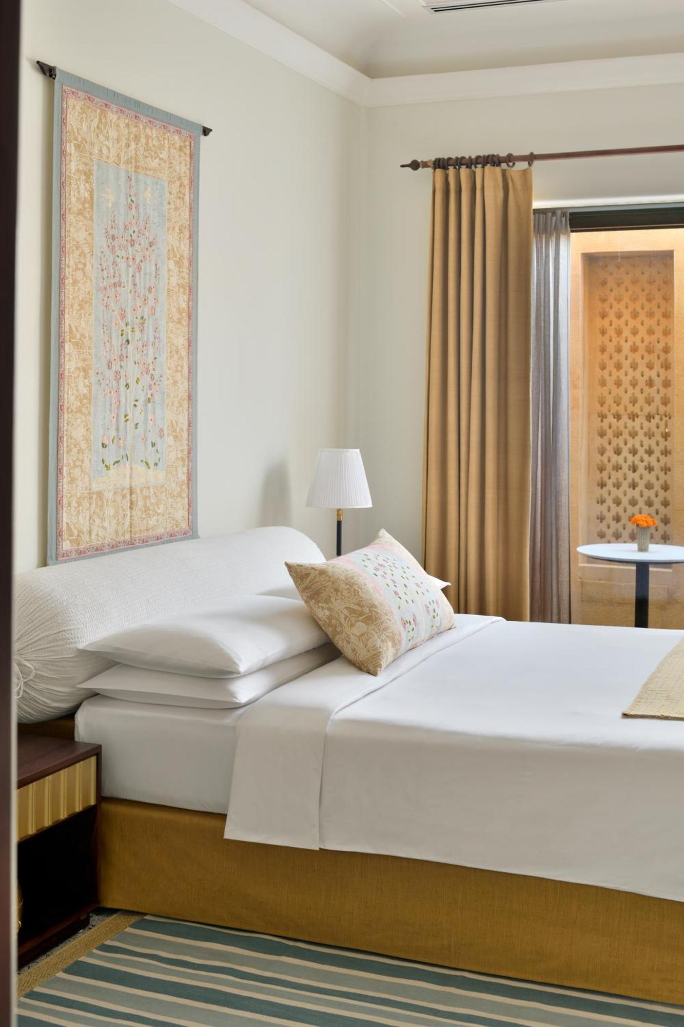 สุริยาครห์ ไจซัลเมร์ Hotel ไจซัลเมอร์ ภายนอก รูปภาพ